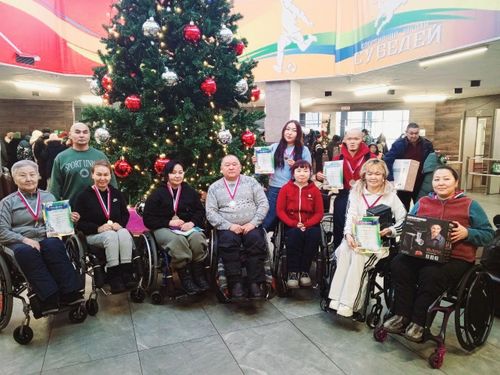 В Туве состоялся турнир по пауэрлифтингу среди лиц с поражением опорно-двигательного аппарата