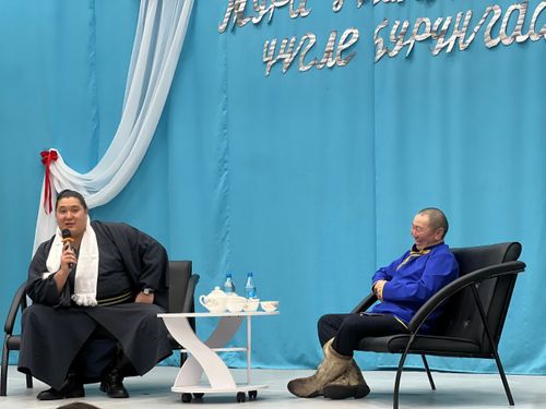 Борец сумо из Тувы Амыр-Санаа Даваа проведет открытый мастер-класс