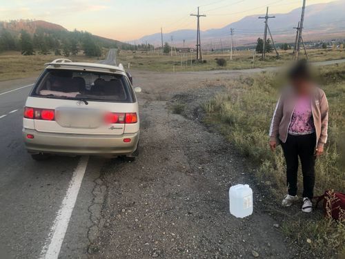 Спирт до «адреса» не довезли- остановила полиция Танды