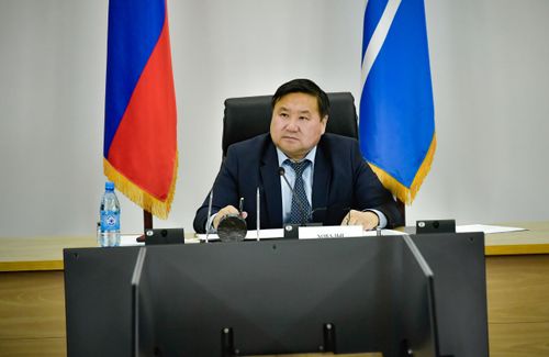 Владислав Ховалыг: Бистиң чуртувустуң удуртулгазы кризисти болдурбас