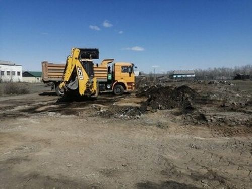 В селе Элегест подходит к концу строительство современного футбольного поля