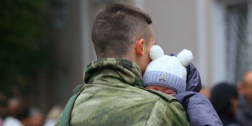 В ГД внесли законопроект о праве многодетных мобилизованных досрочно увольняться со службы