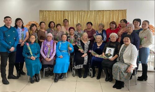 Аваларга частың чечектери