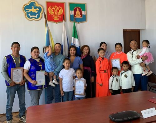 Чаа-Хөлдүң аныяк өг-бүлелери