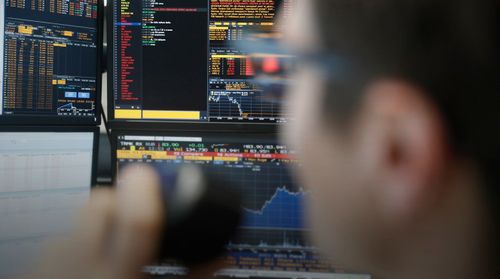 Мошенники начали предлагать инвесторам разморозить иностранные акции