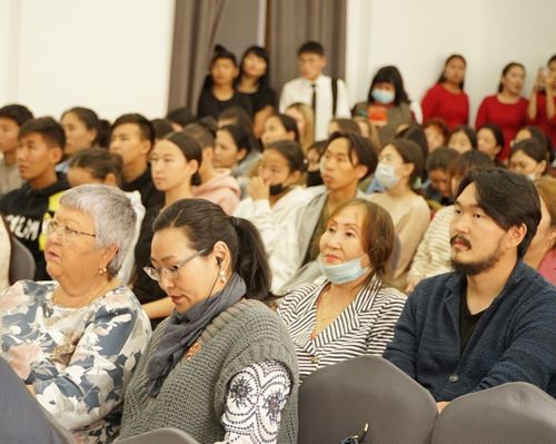 Тывада национал төлевилел-биле культура ажылдакчыларының билиг-мергежилин бедидип турар