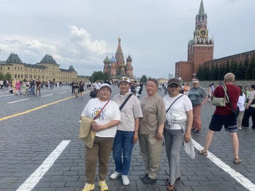 Матери погибших героев СВО из Тувы вернулись из железнодорожного круиза