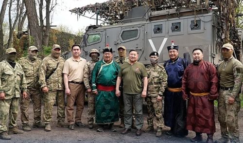 Новые льготы для добровольцев: Тува освобождает от штрафов за коммуналку