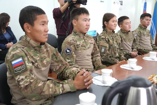 Команда «Орлы 17» встретилась с заместителем председателя Правительства Республики Тыва