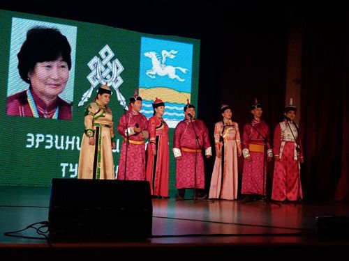 В Туве выявили лучших исполнителей песен и стихов об Эрзине