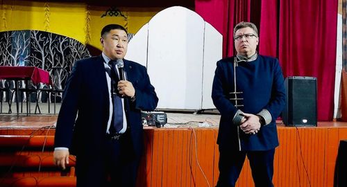 Алексей Храмцов выступил в Тандинском районе с Отчетом правительства Тувы