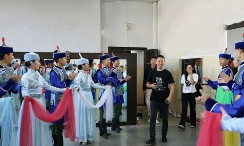 Солисты хореографического ансамбля «Азас» вернулись с международного конкурса