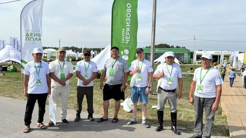 Делегация Тувы приняла участие во Всероссийском дне поля в Алтайском крае