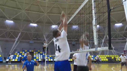 В Туве стартовали игры Кубка Главы Республики Тыва по волейболу среди ветеранов