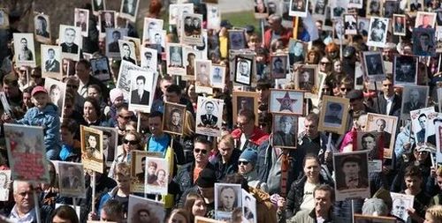 Акция «Бессмертный полк» в 2022 году пройдет в очном формате