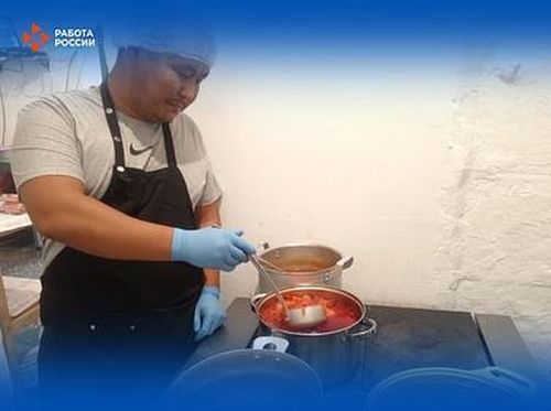 Службы занятости помогли участнику спецоперации стать помощником повара