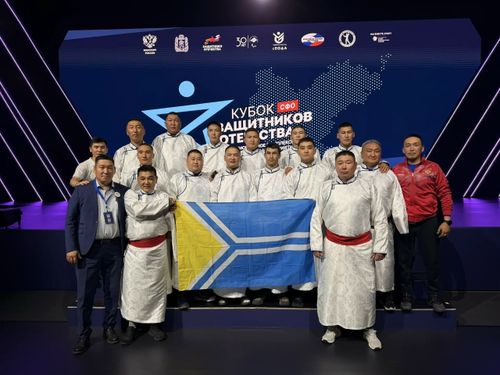 Тускай шериг операциязының хоочуннары Сибирь федералдыг округтуң Ада-чурт камгалакчыларының кубогунга киришкен