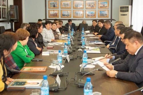 “Ада-чурт камгалакчылары” күрүне фондузунуң салбыры июнь 1-де ажыттынар