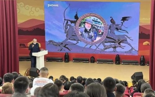 Тываның күрүне университеди Террорга удур демиселге эп-сеткил каттыштырылгазының хүнүнге каттышкан