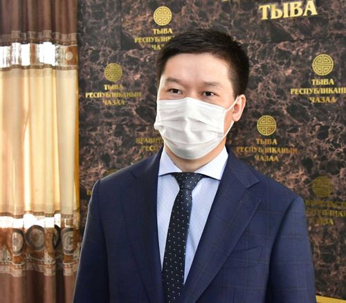 А.Сат: «Во всех торговых сетях имеется достаточное количество продуктов питания»