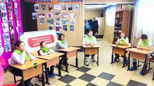 Семьи Эрзина приняли участие в детско-родительском форуме «Вместе с родными»