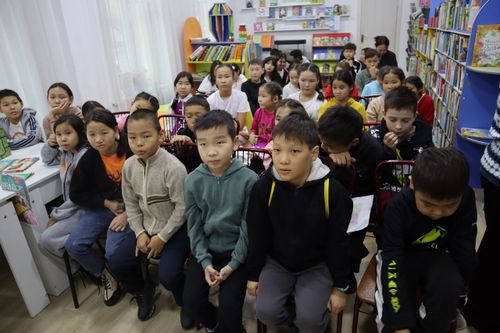 Каникулы продолжаются. Школьникам рассказали о правилах дорожного движения