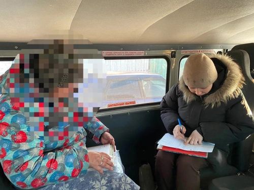 Пожилые жители Тувы получили возможность ездить в медучреждения на специализированном транспорте