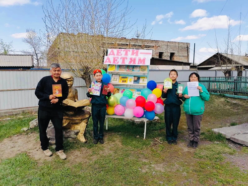 Школьники из Танды присоединились к акции «ДетиДетям»