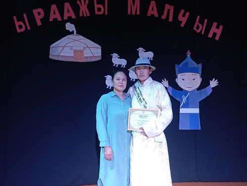 В Туве пройдёт вокальный конкурс среди животноводов «Ыраажы малчын»