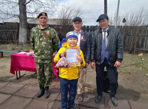 В школе Сарыг-Сепа прошел смотр строя и песни
