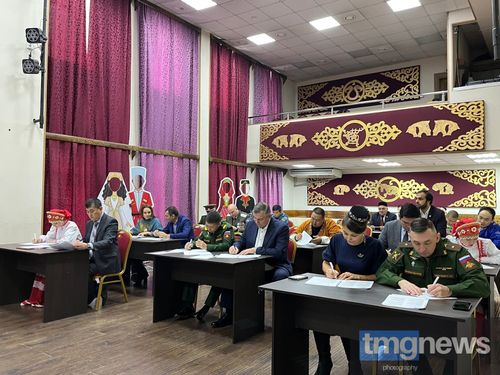 Народов много – страна одна: В Туве дан старт большому этнографическому диктанту