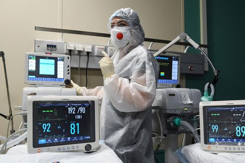 Глава ВОЗ объявил о завершении режима ЧС по COVID-19 в мировом здравоохранении, но риски остаются