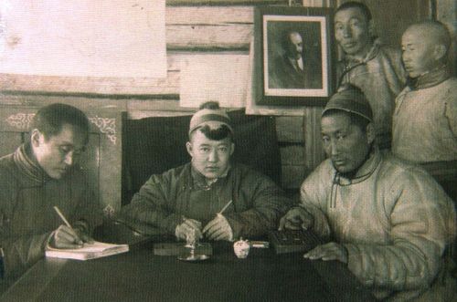 Буян-Бадыргы дугайында