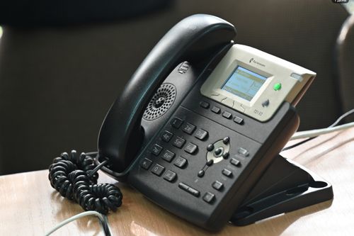 Почти полмиллиона звонков обработано операторами службы 122 в России