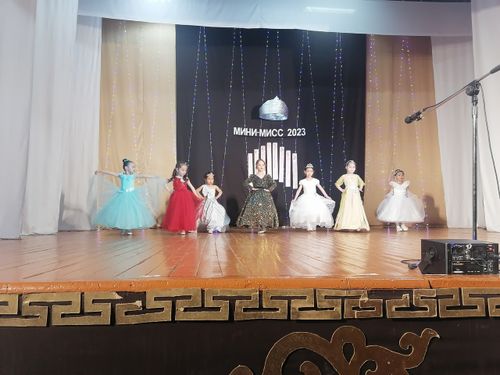 В Овюрском районе прошел конкурс красоты среди дошкольниц