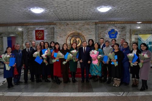 Глава Тувы поздравил журналистов республики с профессиональным праздником.