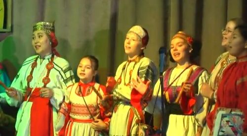 В Усть-Элегесте прошел Рождественский концерт