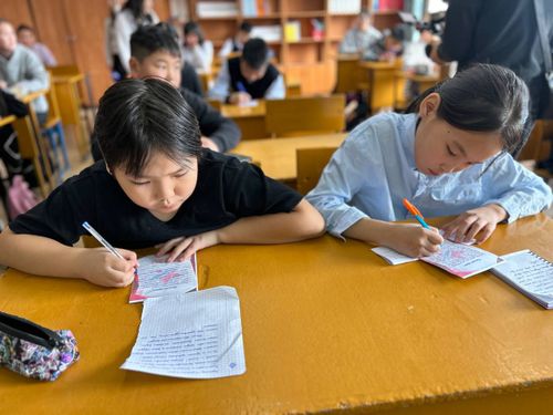 В Туве на «Диктанте Победы» написали письма участникам спецоперации
