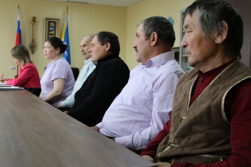 В Туве обсудили меры поддержки для пчеловодов региона