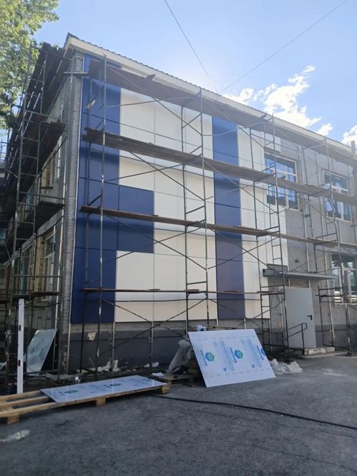 В Ак-Довураке продолжается капитальный ремонт горного техникума по нацпроекту «Молодёжь и дети»