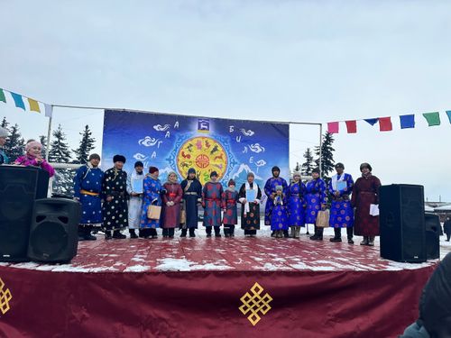 ️Молодые семьи из Танды получили жилищные сертификаты