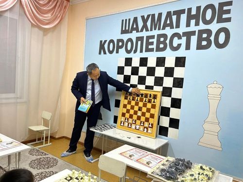 В детском саду №17 «Салгал» открыли шахматный клуб «Мерзе»