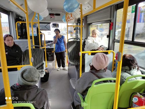 В Кызыле прошла акция «Читающий автобус»