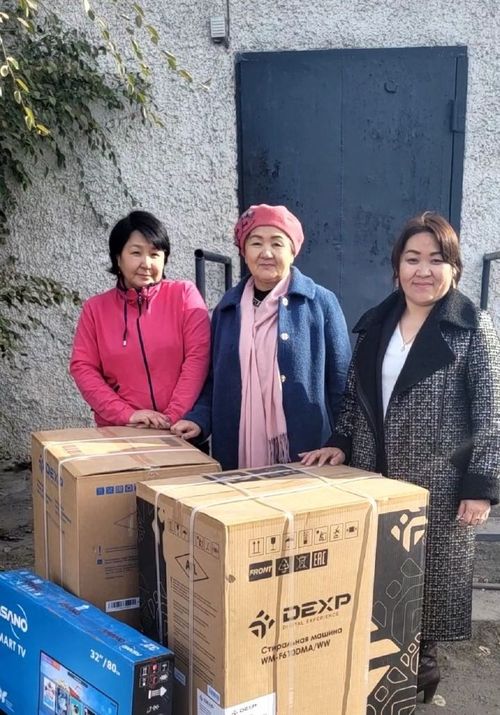 В Центры социальной помощи Тувы доставляют новую бытовую технику