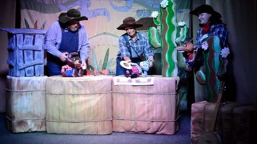 В Туве впервые выступит Горловский театр кукол ДНР