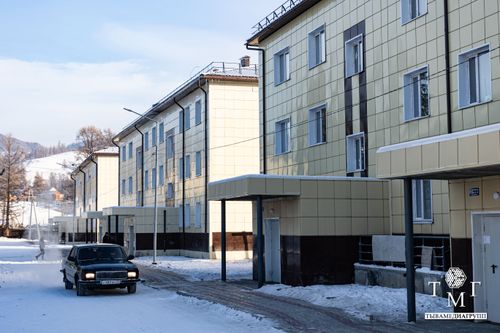 В Хову-Аксы 12 семей получили ключи от своих новых квартир