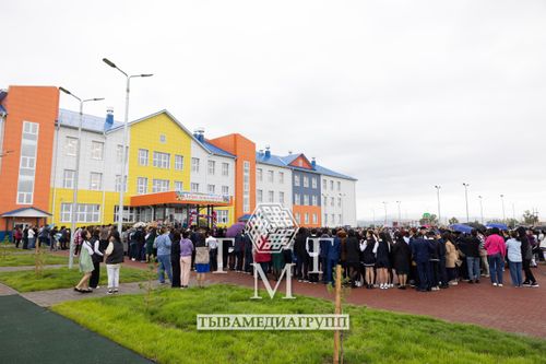 Выпускники Тувы сдали экзамены по информатике и английскому языку