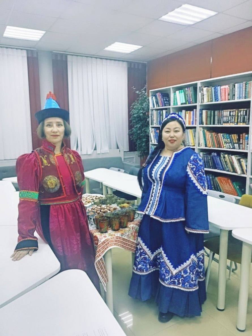 Земский работник культуры Забайкалья Менди Кол познакомила могочинцев с традиционной кухней тувинцев