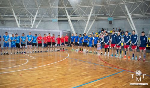 В Кызыле проходит международный турнир по волейболу