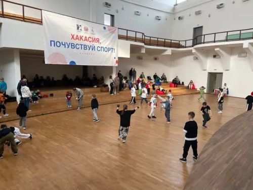 Юные брейкеры из Тувы завоевали призовые места на турнире в Хакасии